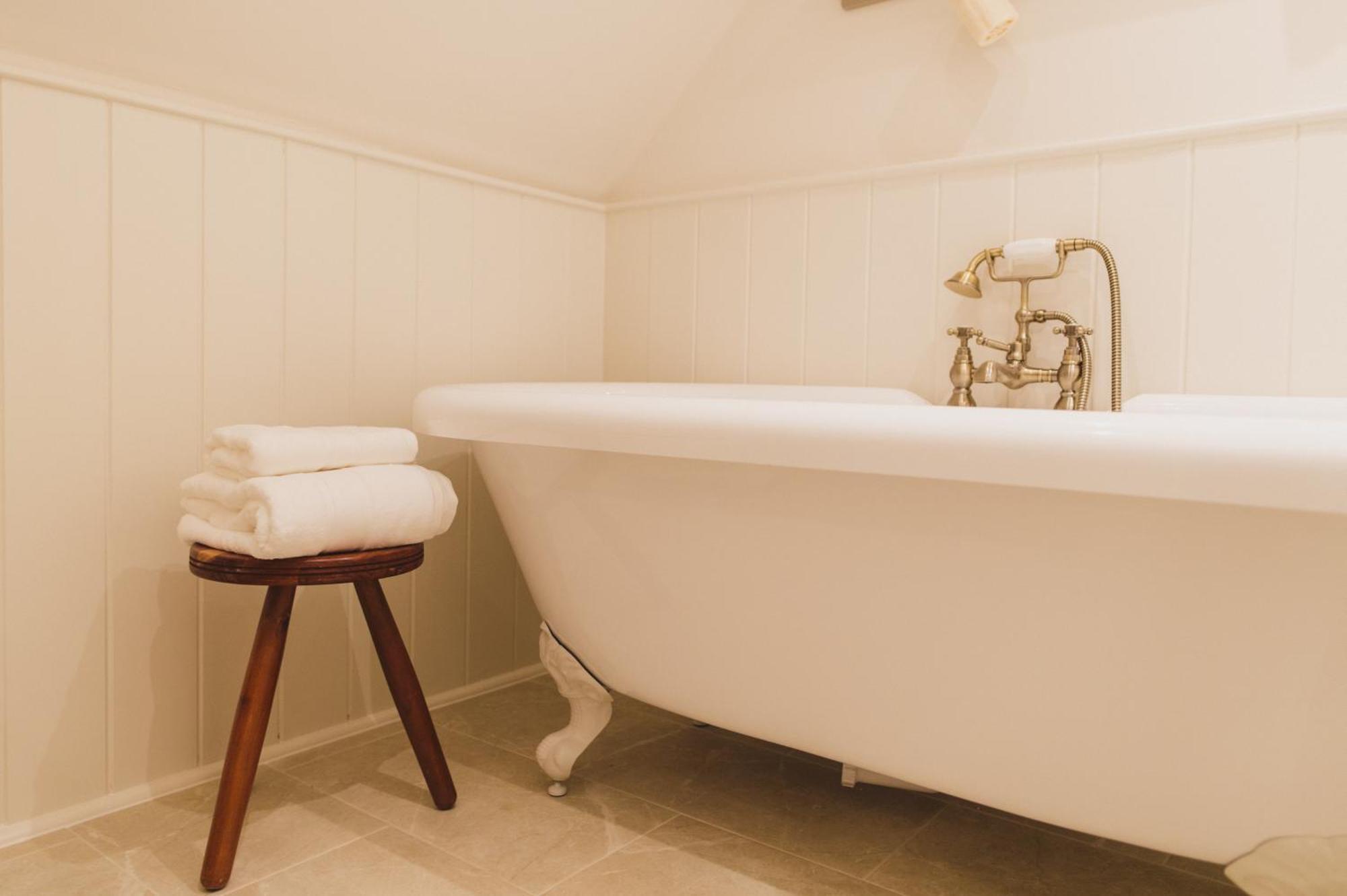 Buckingham Mews_Stone Cottage 4 Бродстейрс Экстерьер фото